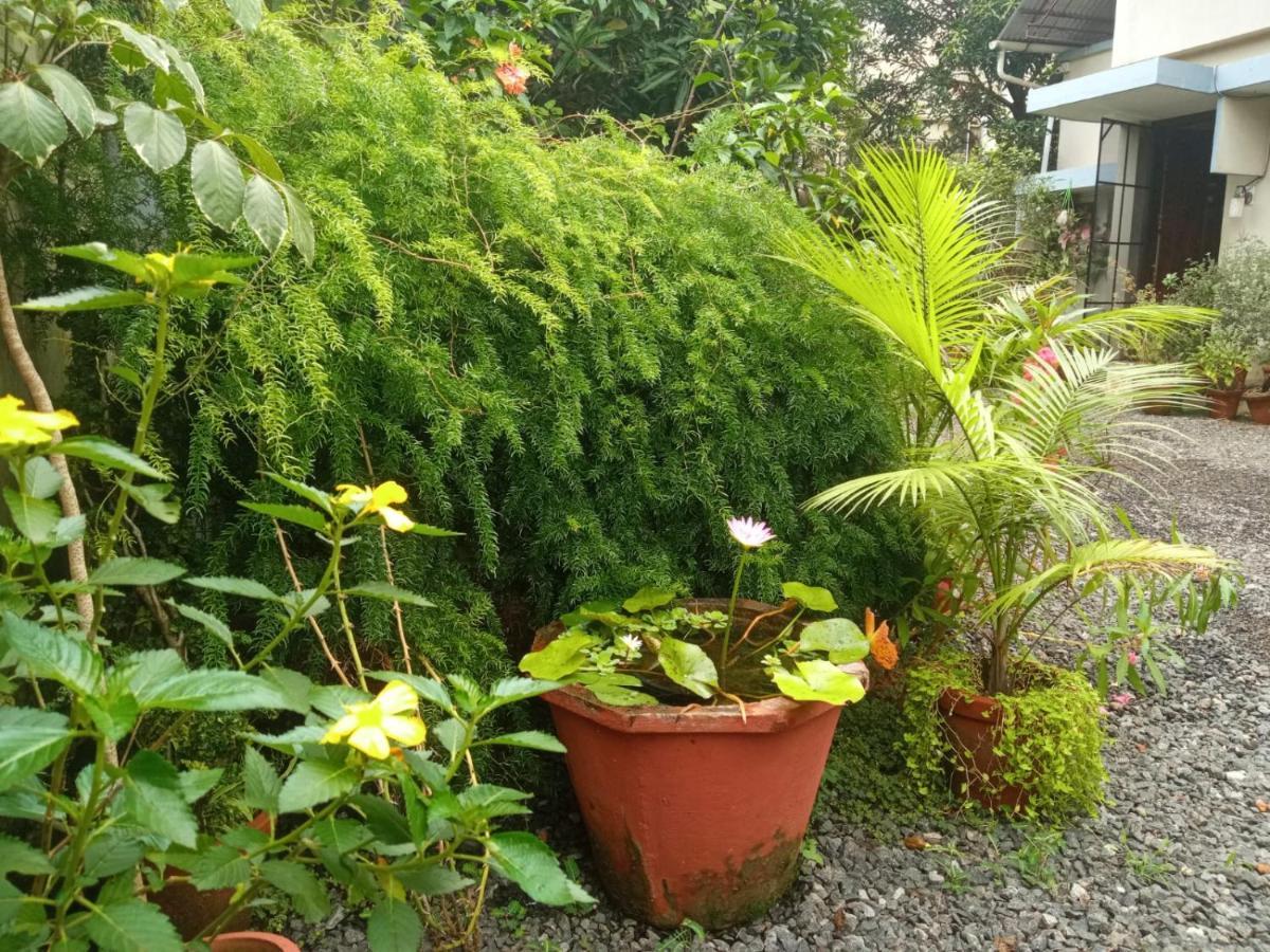 Bethel Residency Hotel Kochi Buitenkant foto
