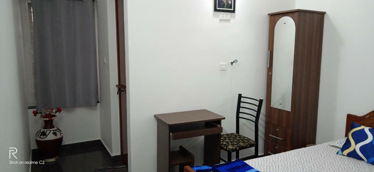 Bethel Residency Hotel Kochi Buitenkant foto
