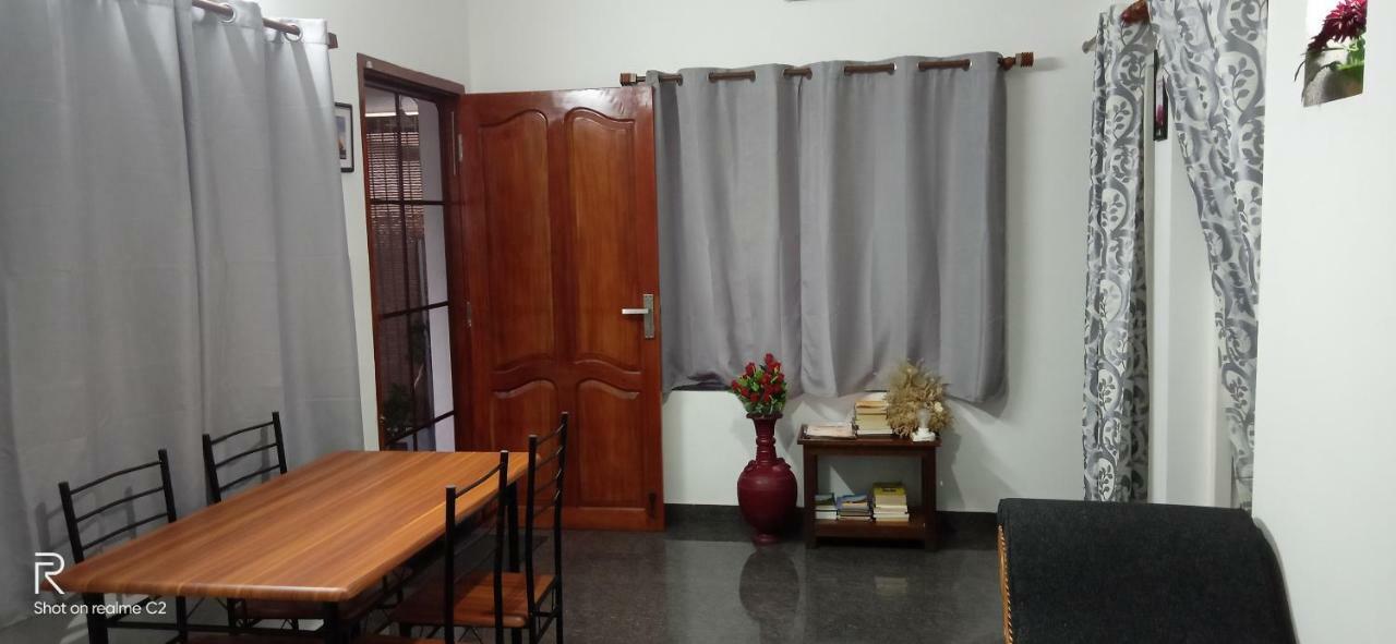 Bethel Residency Hotel Kochi Buitenkant foto