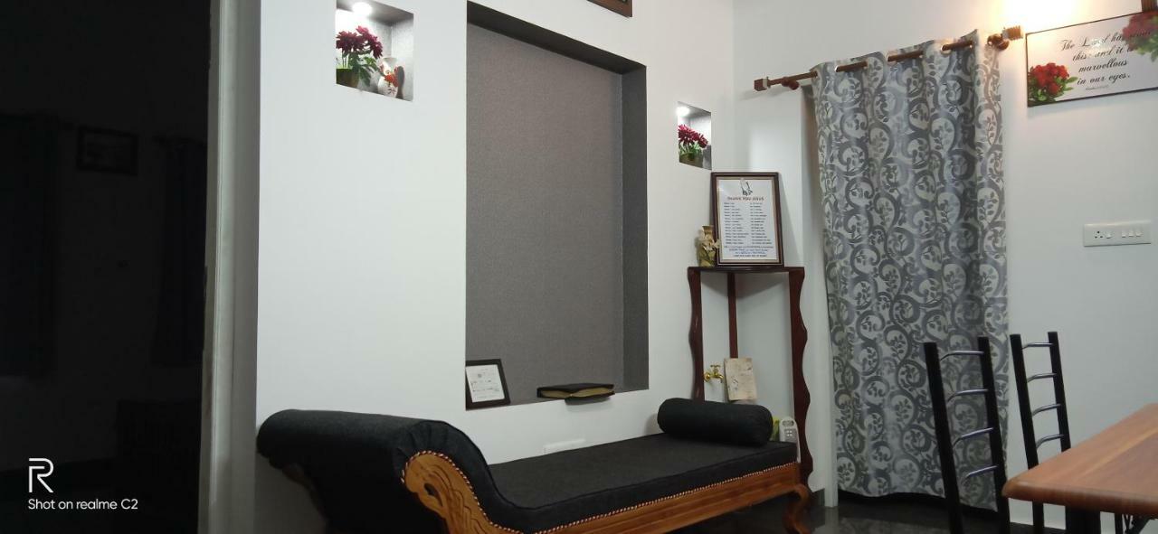 Bethel Residency Hotel Kochi Buitenkant foto